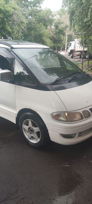 Продам Toyota Estima