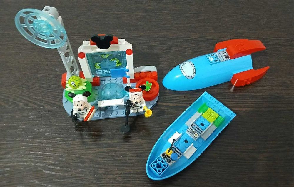 Lego Mickey Mouse Space Rocket (10774)