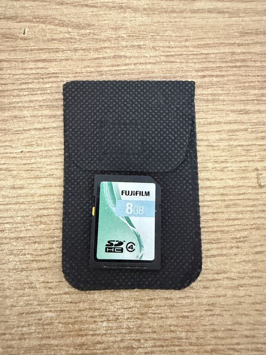 Aparat foto Nikon D5300 cu accesorii