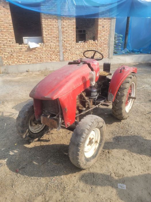 DONGFENG mini traktor sotiladi
