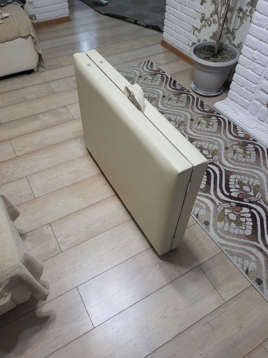 Кушетка склодная