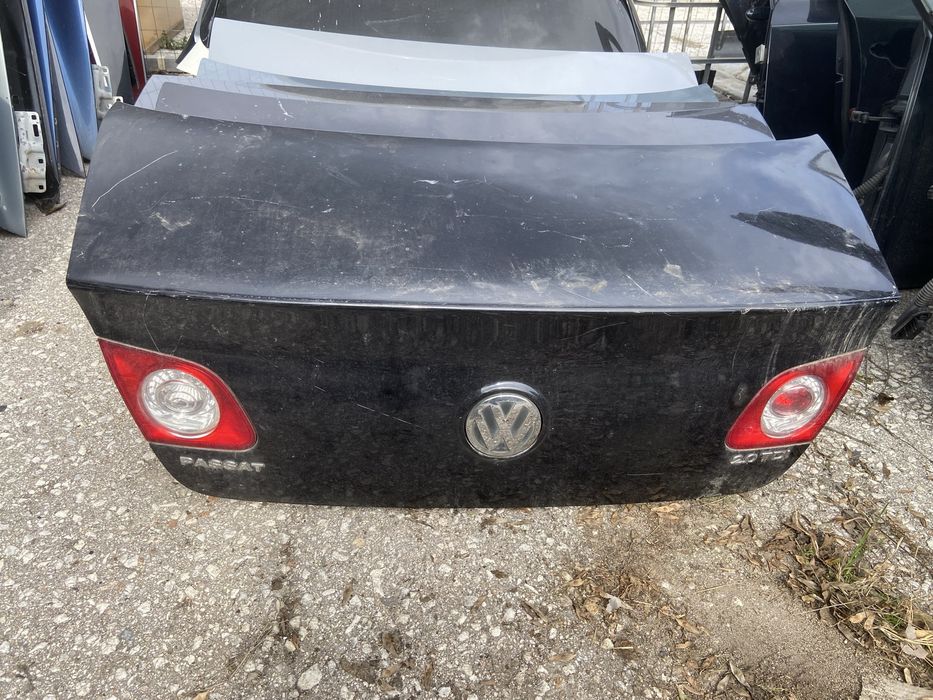 Капак Броня Пасат Б6 / VW Passat B6