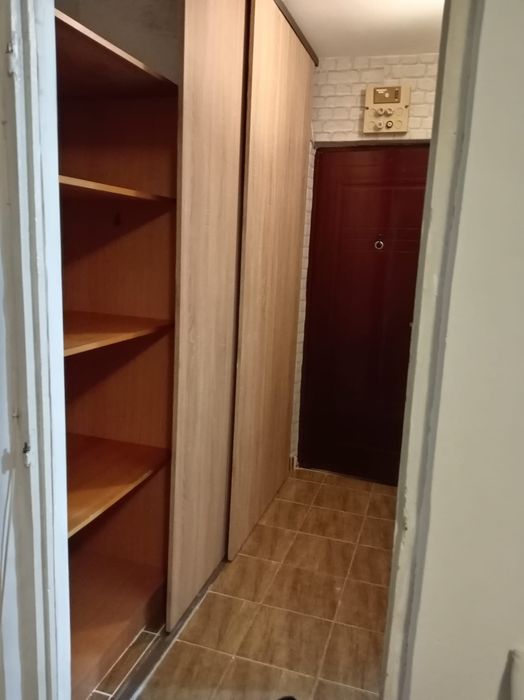 Închiriez garsonieră b-dul Muncii