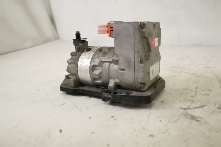 Compresor AC Clima Aer Conditionat Original In Stare Buna Volkswagen V