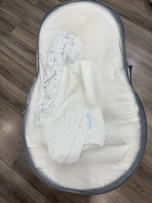 Продам кокон, ванну и подушку косичка