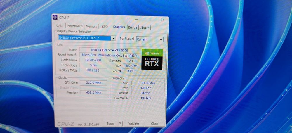 PC Gaming Ryzen 9 9900X /64Gb DDR5 /RTX 5070