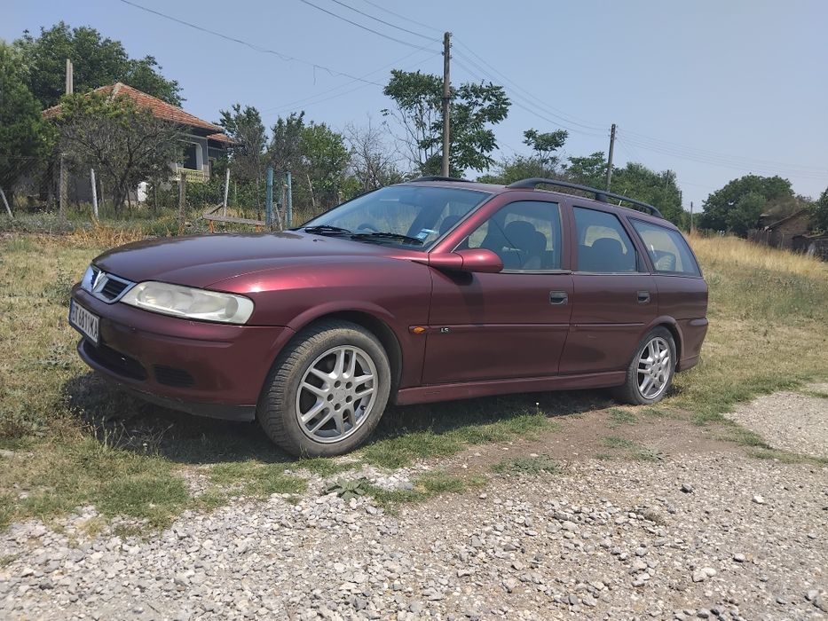 Opel vectra  1.8 116к.с