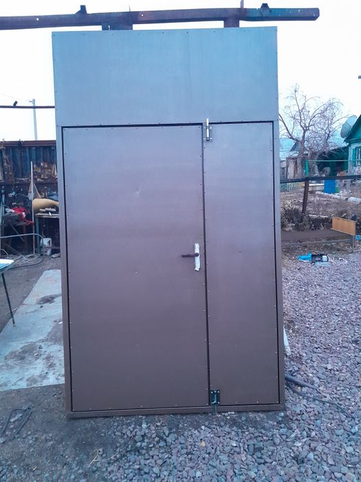 Железные двери и решетки