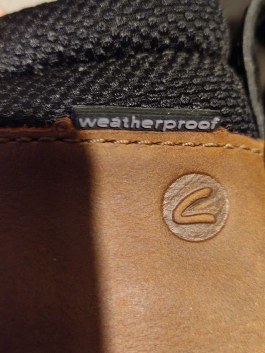 Чисто НОВИ Боти CLARKS N46