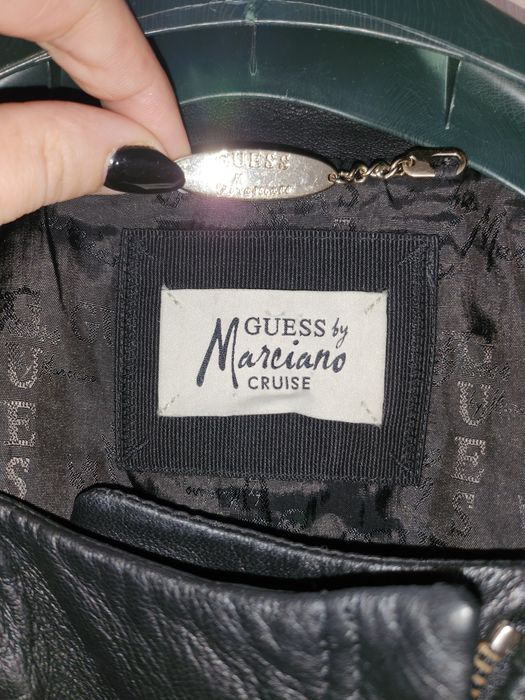 Дамско яке Guess