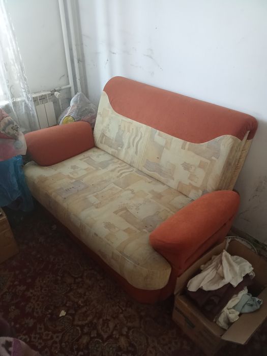 Vând mobila 500 lei