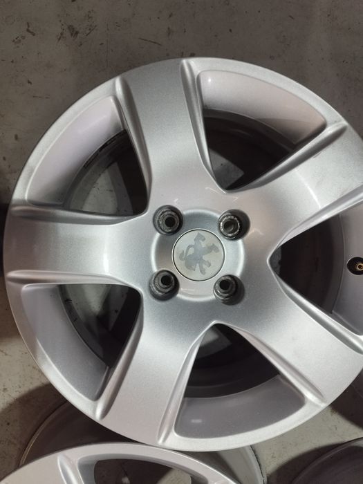 Jante originale Peugeot 4x108 r16