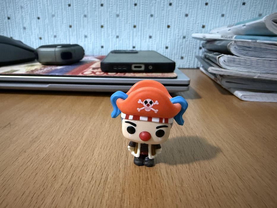 Продаю фигурки one piece
