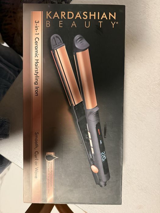 Оригинална преса за коса на Kardashian Beauty.