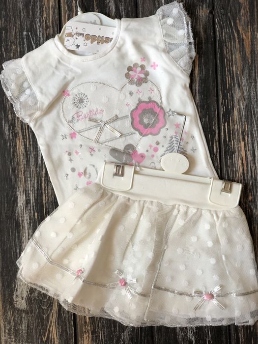 Костюм для девочки на 3-6 месяцев