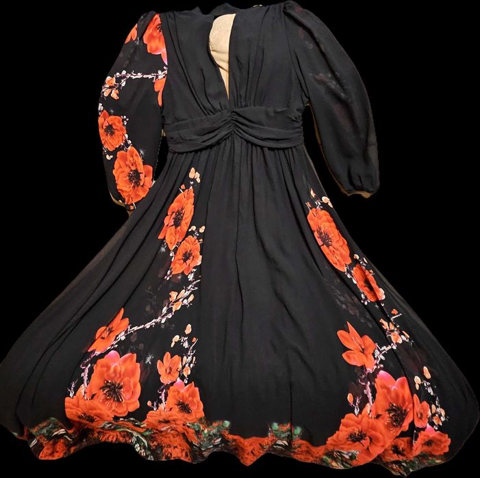 Rochie de seara lunga , marimea L negru cu rosu