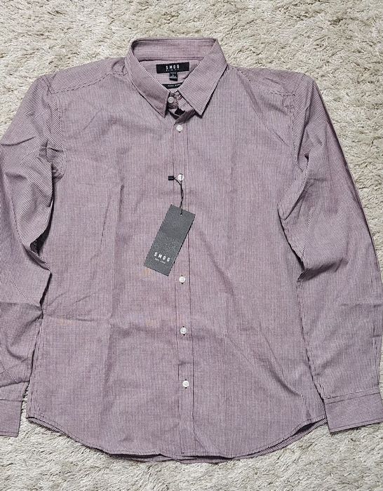 Vand camasa NOUA cu eticheta