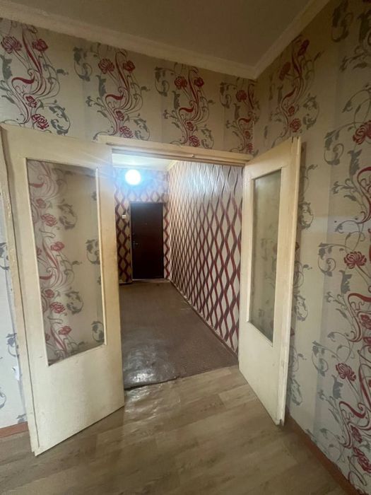 Срочно!!!Продаётся 1 комнатная квартира Сергели-4