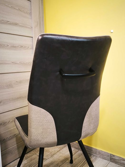 6 броя Трапезен/кухненски стол с размери 45/63/96