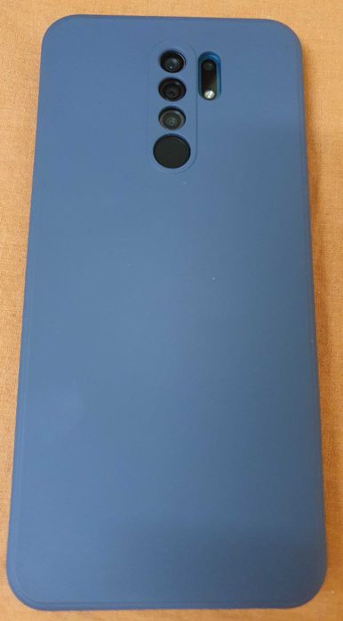 Xiaomi Redmi 9 със стъклен протектор в идеално състояние