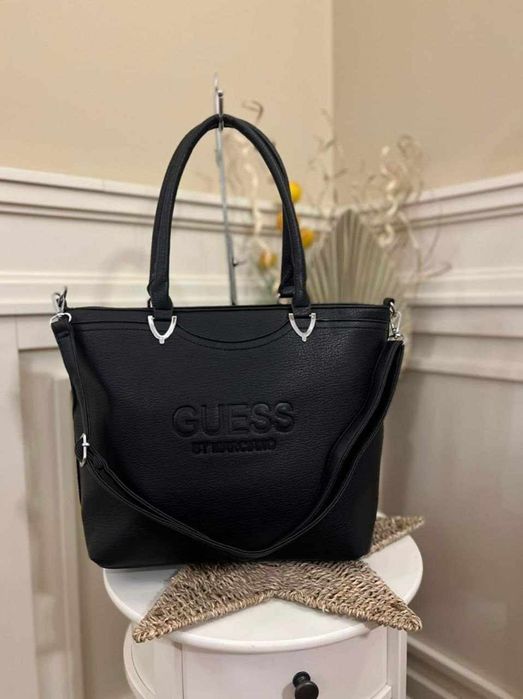 Geantă GUESS model nou