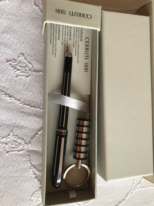 Метален ролер Cherruti 1881 в подаръчна кутия със сертификат 2 бр нови