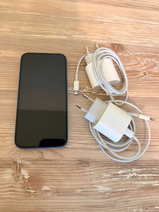 iPhone 13 256GB Blue Impecabil + 2 Încărcătoare Originale + Husă