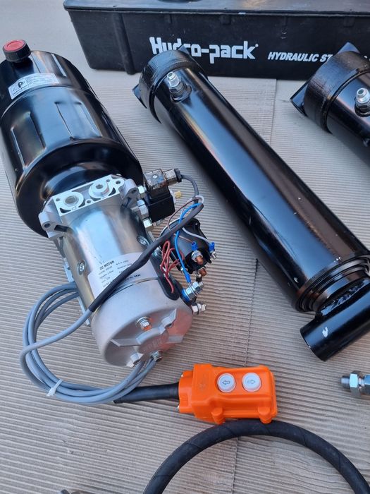 Cilindru basculare,pompa hidraulica,pompa basculare