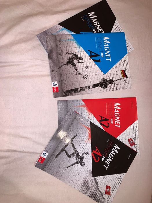 Учебници по английски и немски език