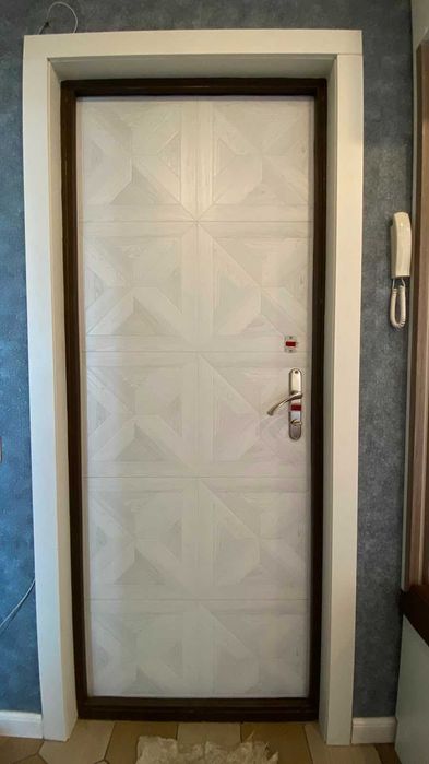 Продам 2-х комн. улучш. по ул Ауэзова, 89