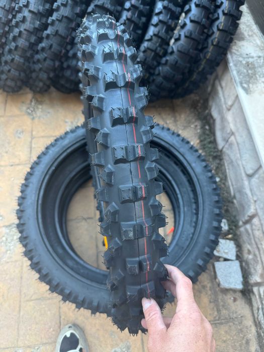 Ендуро и мотокрос гума XY-057 90/100-21 HARD