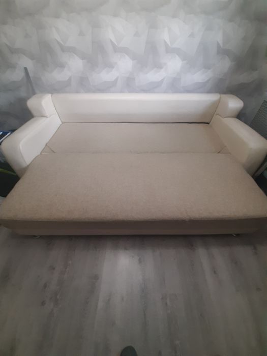 Продам диван б/у