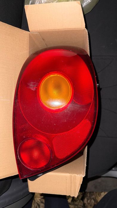 Matiz orqa fara bitas singan shopr taraf butun