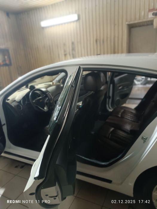 Шевроле круз хеджбек