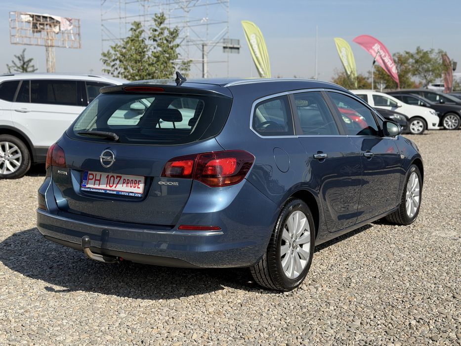 Opel Astra J COSMO 1.7CDTI 2013 Euro 5 Clima/Navi/Bi Xenon/Daylight Led