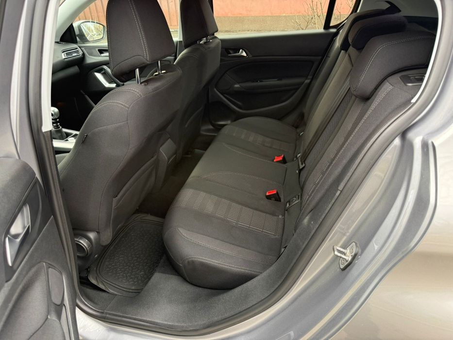 Peugeot 308//An Fabricatie 2017//1.2 Benzina