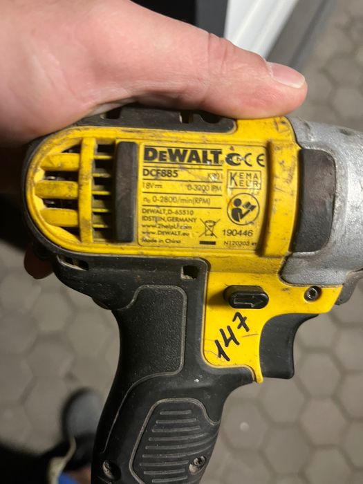 Dewalt шуруповёрт
