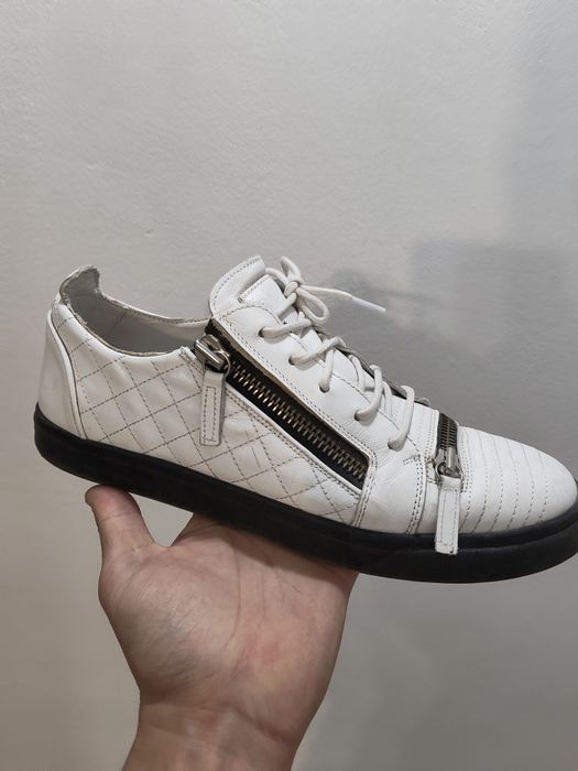 Огиринални обувки Giuseppe Zanotti