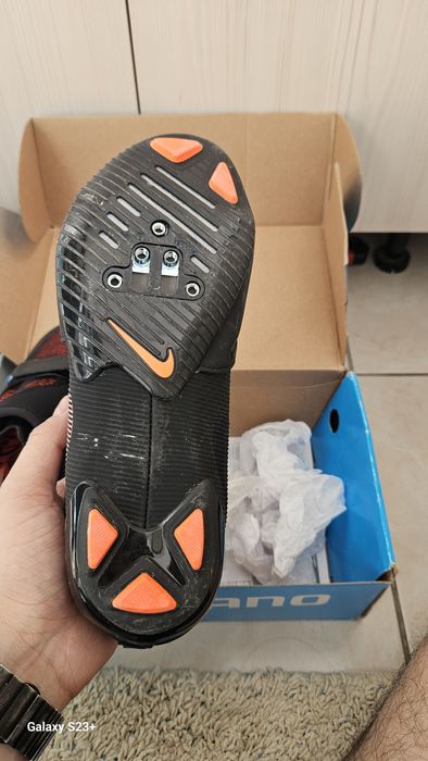 Кроссовки nike superrep 39 размер