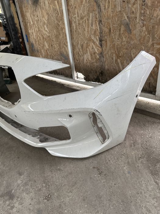 Bara fata BMW seria 1 2018 / 2023 F40 F41 M-pachet