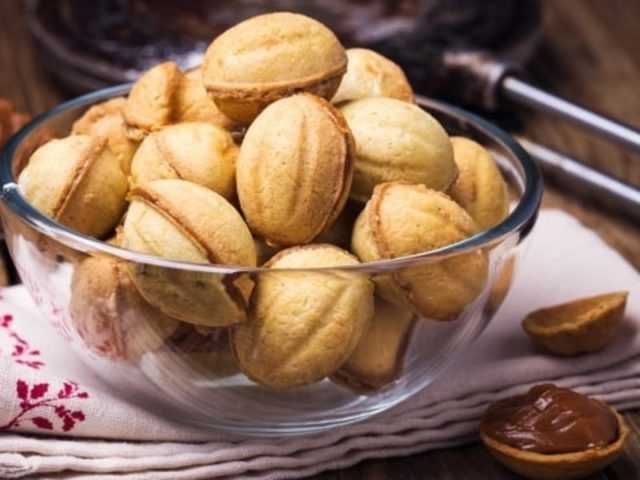 Вафельница бизнес рожок венский орешки шарики