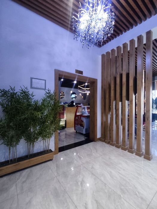 ~Аренда помещения с отличным расположением на Бадамзаре!