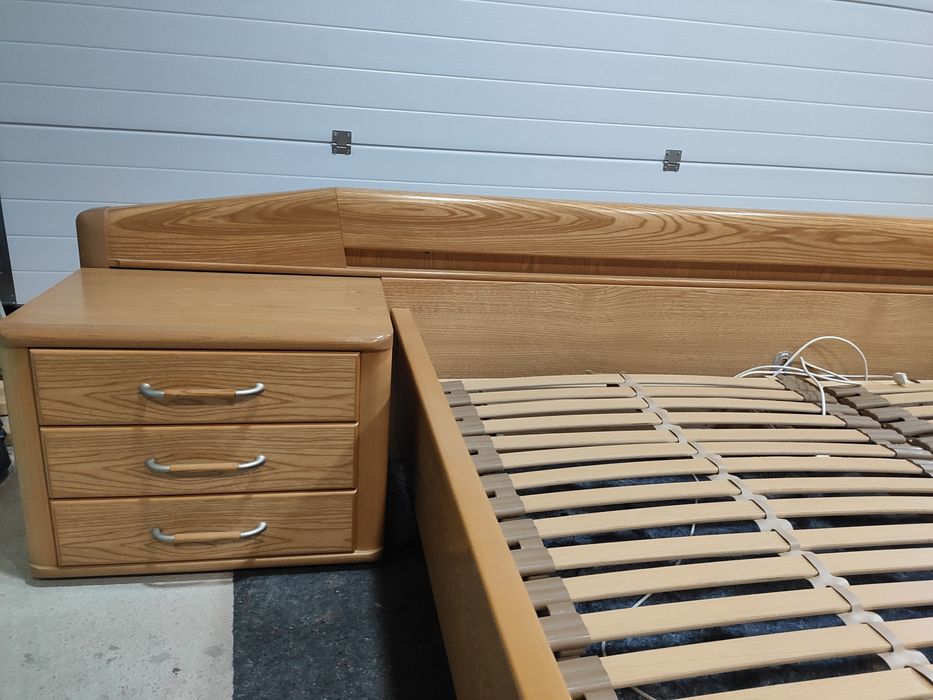 Спалня, масив фурнирована златен дъб