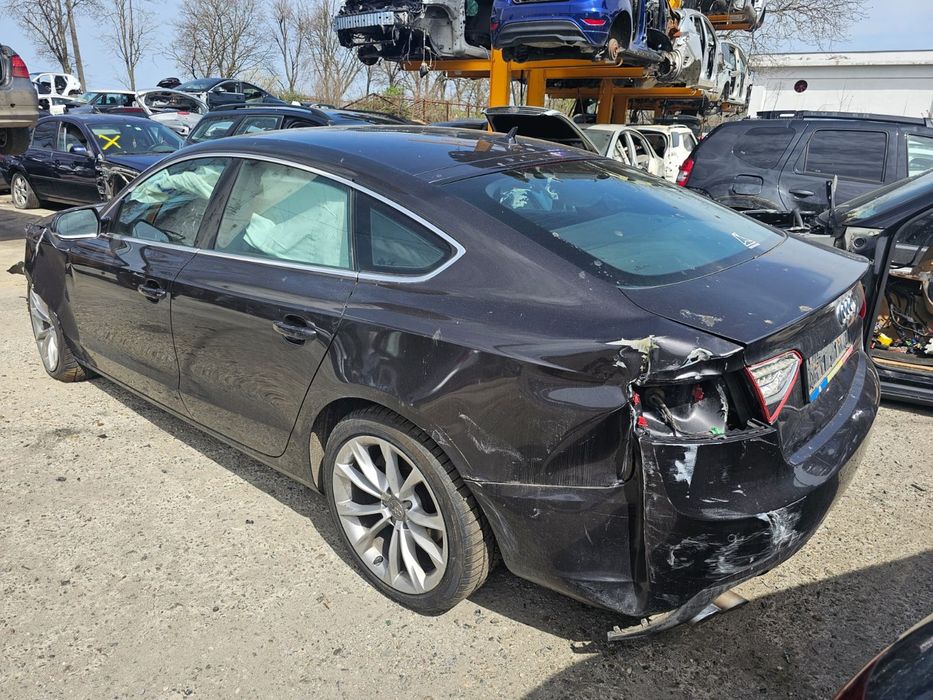 Dezmembrez Audi A5 - 8T (facelift) (2011 - 2016), 2.0 tdi CGL, manual, CGL, MVT