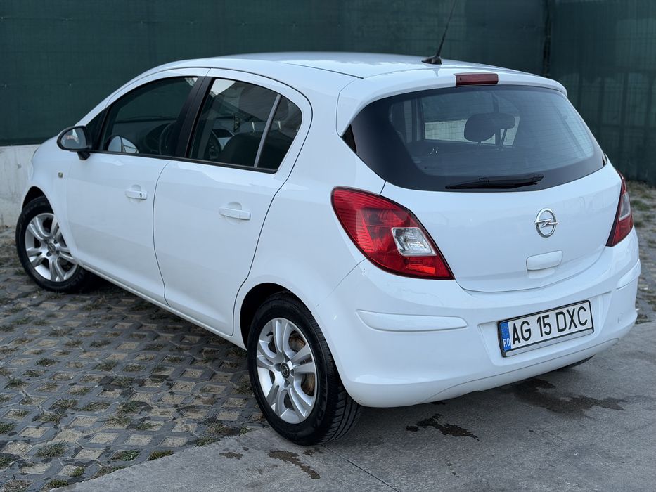 OPEL CORSA 1.3 2013 95CP