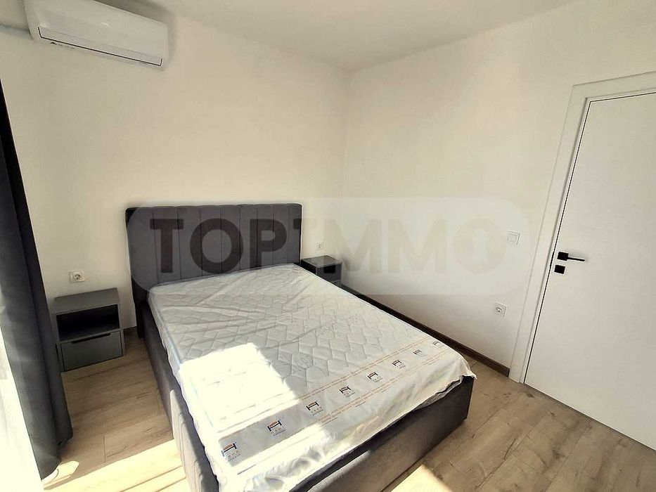 Продава се Двустаен апартамент в Варна, Младост 2 - 63 кв.м за 1518 €/кв.м - Снимка #7