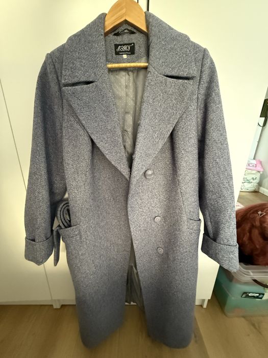 Продам осенее пальто