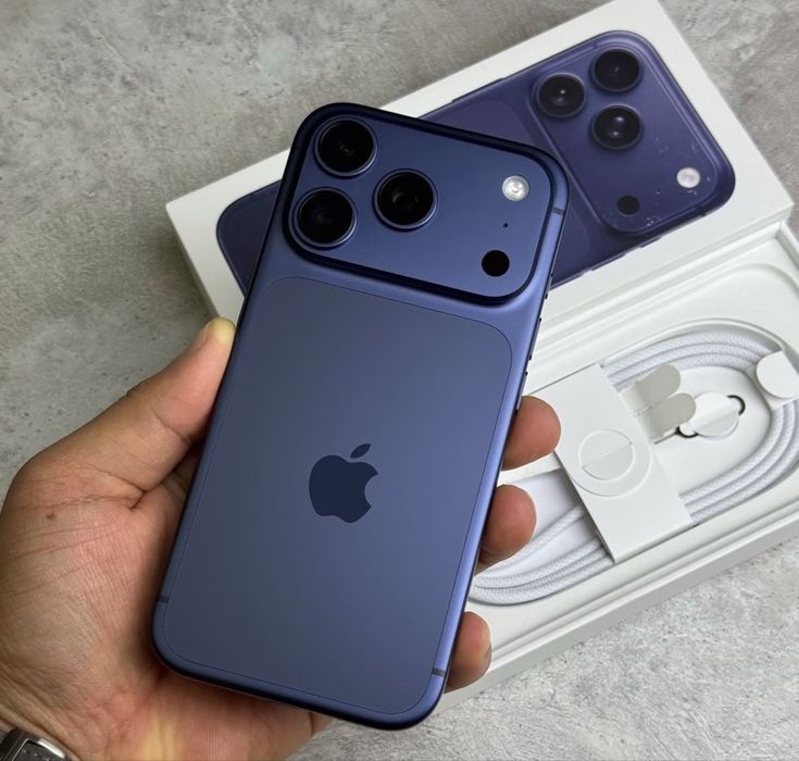 IPhone 17 pro 256 esim blue срочно сотаман