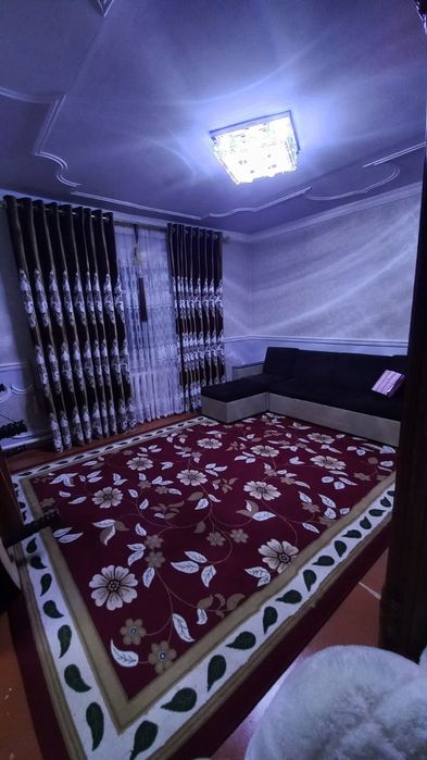 22 мкр, рядом с жд, 3 комнаты 1 этаж