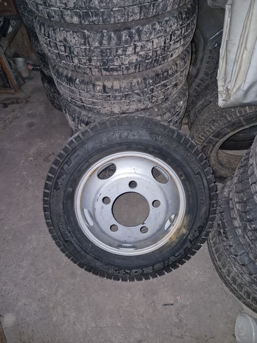kama euro lcv 520 205/75 r16c 110/108r Полный комплект 6шт шиповка